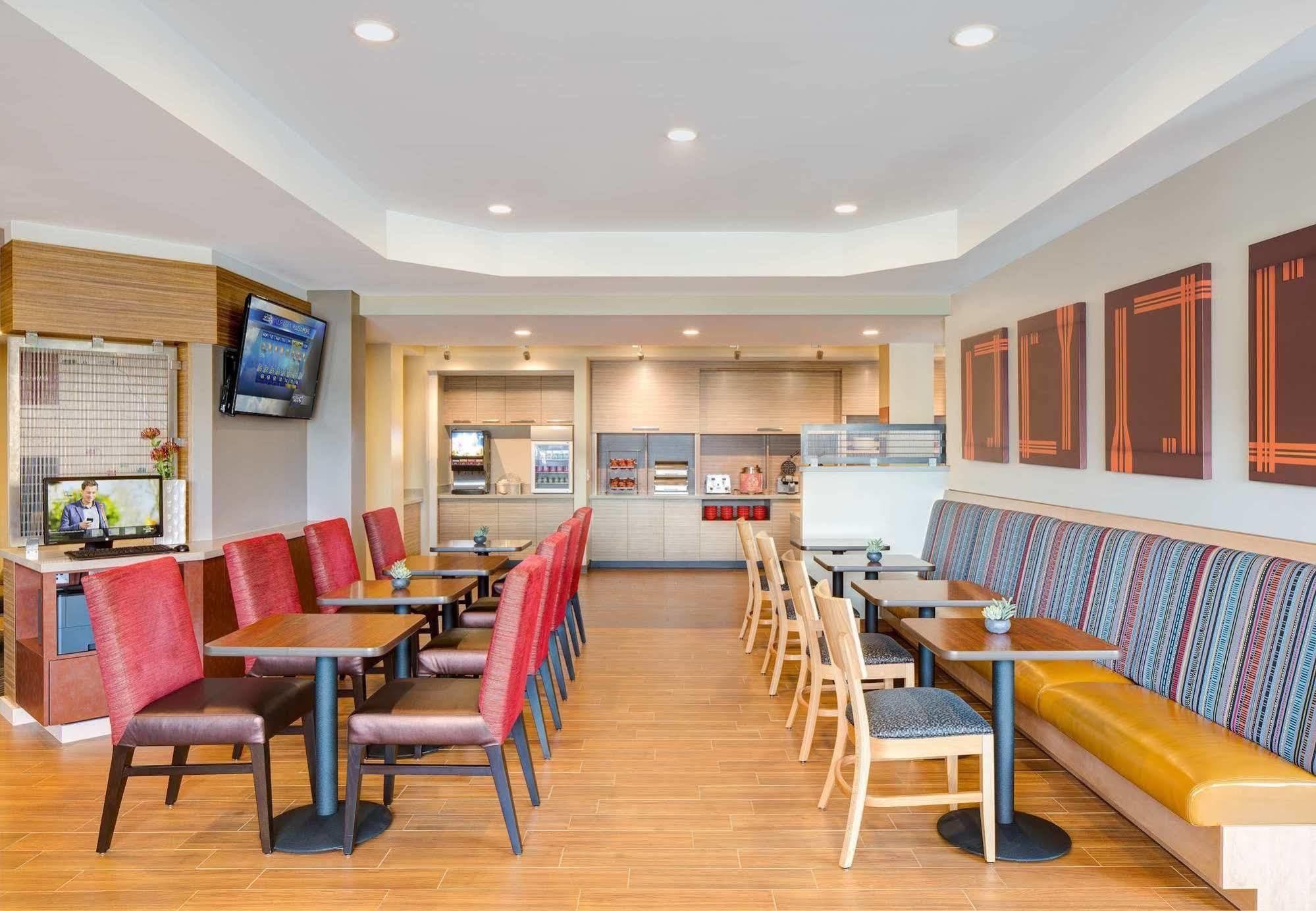 Towneplace Suites By Marriott Charleston Mt. Pleasant Mount Pleasant Extérieur photo